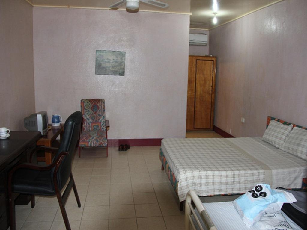 Fema Lodge Bairiki Room photo